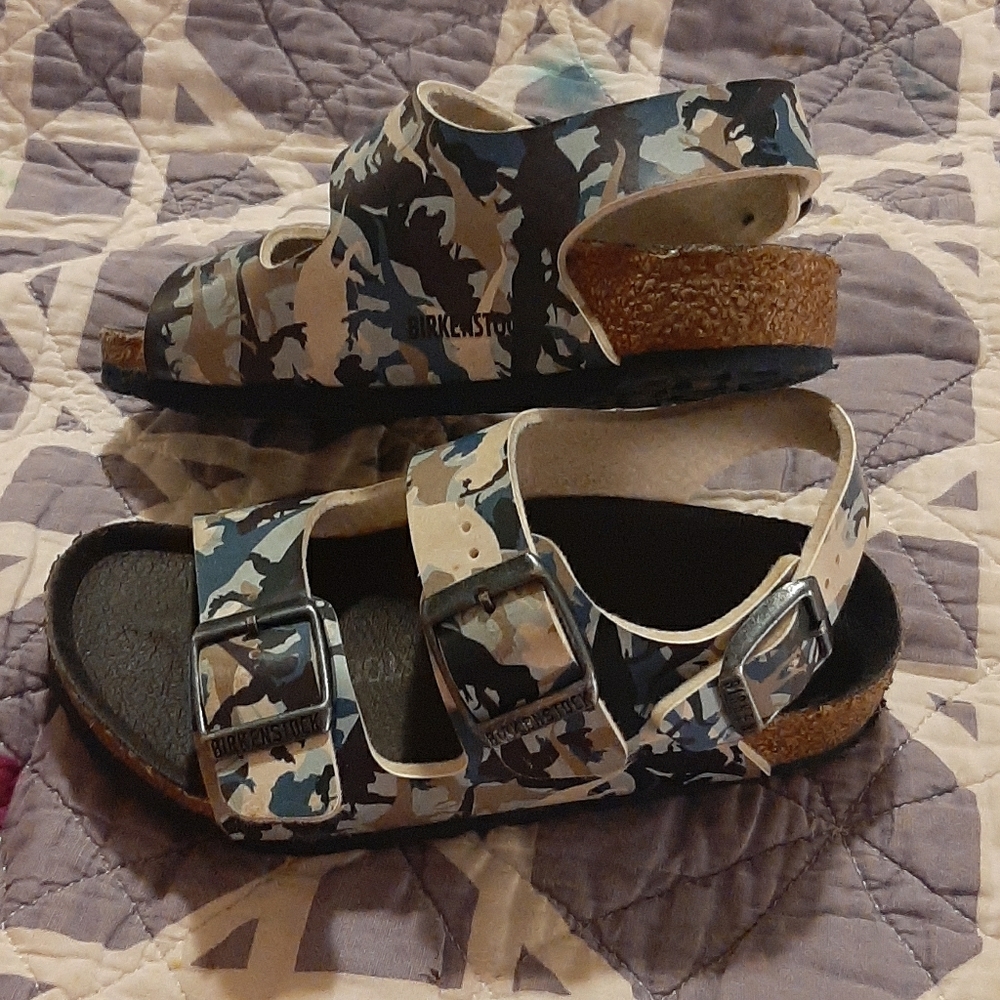 Birkenstock Dinosaur Sandals size 27